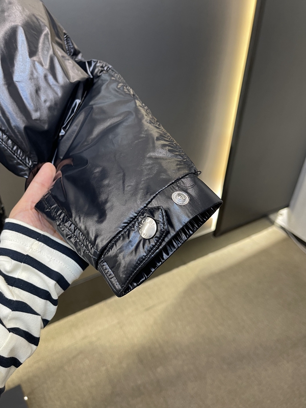 ハイクオリティダウンジャケット内部構造